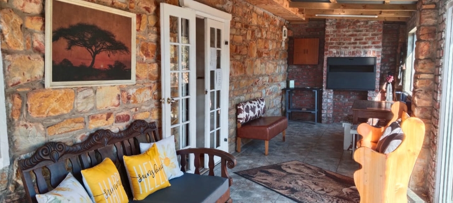6 Bedroom Property for Sale in Joubertina Eastern Cape